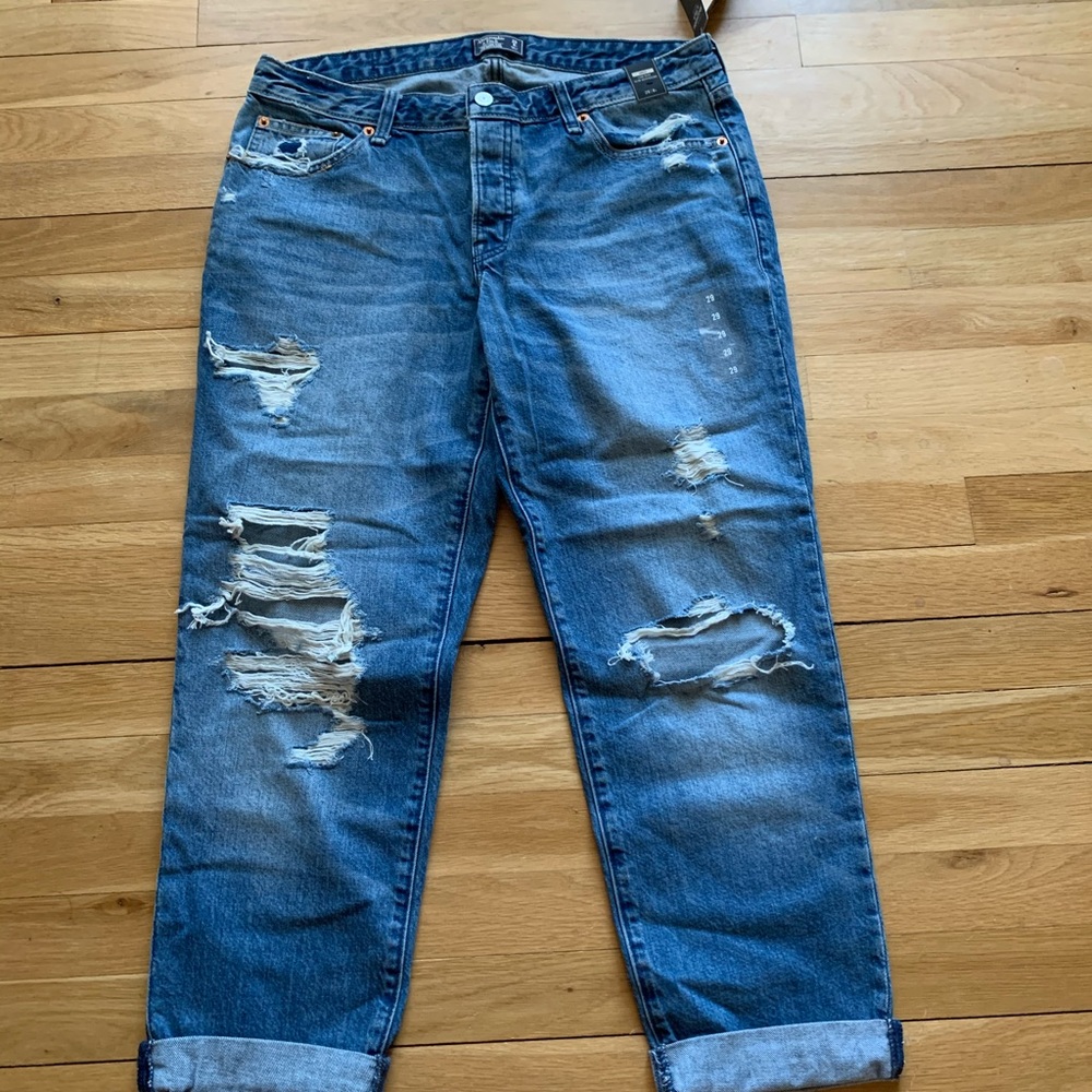 NWT Abercrombie & Fitch Capri cropped jeans 29